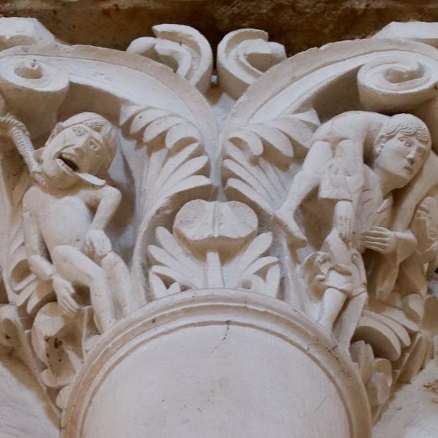 Judas und der gute Hirte - kapitell in der Kathedrale Sainte Marie-Madeleine, Vézelay