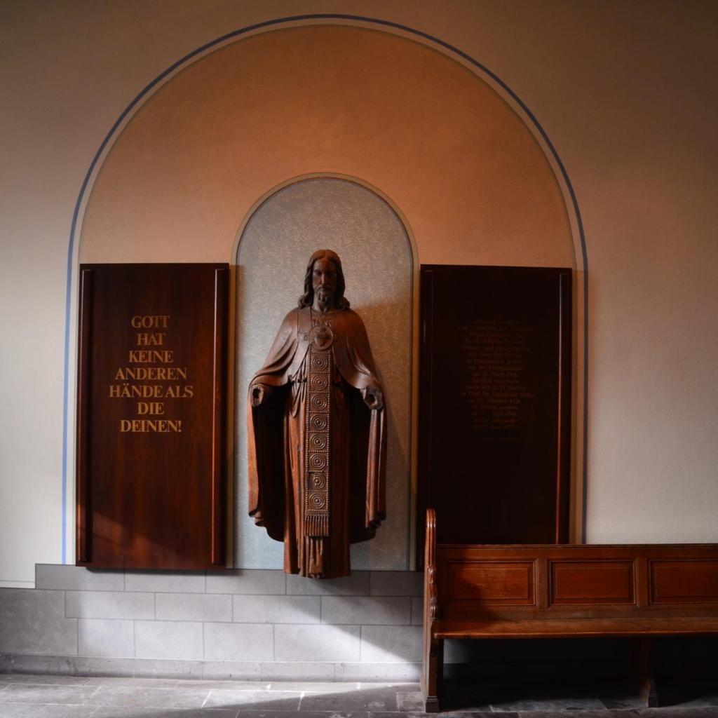 Herz_Jesu_Kirche_in_Aachen_-_Flickr_-_tm-md_(6)