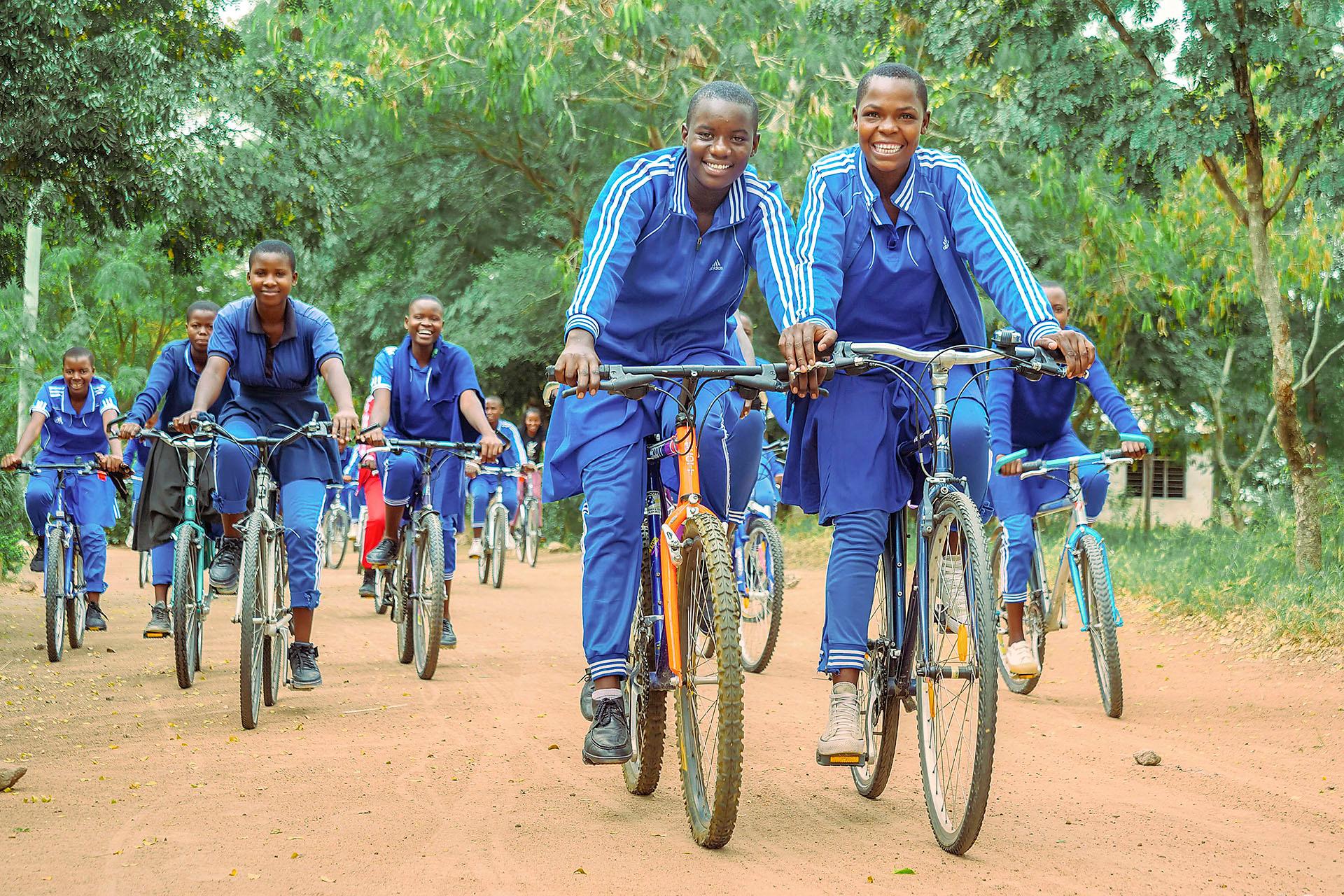 Velafrica_Bike-to-School_Tansania_3©Calvin-Exaud