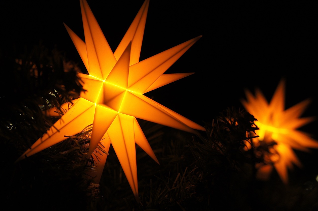 christmas-star-443487_1280 (c) Pixabay