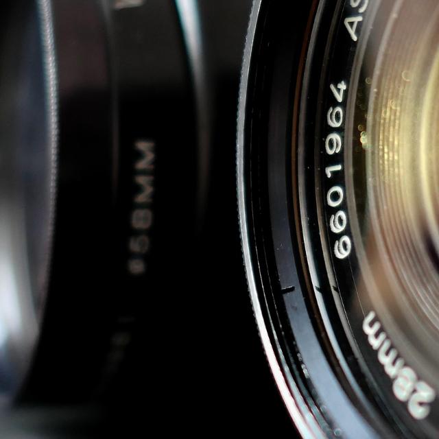 moritz320-objective-6024386_1280