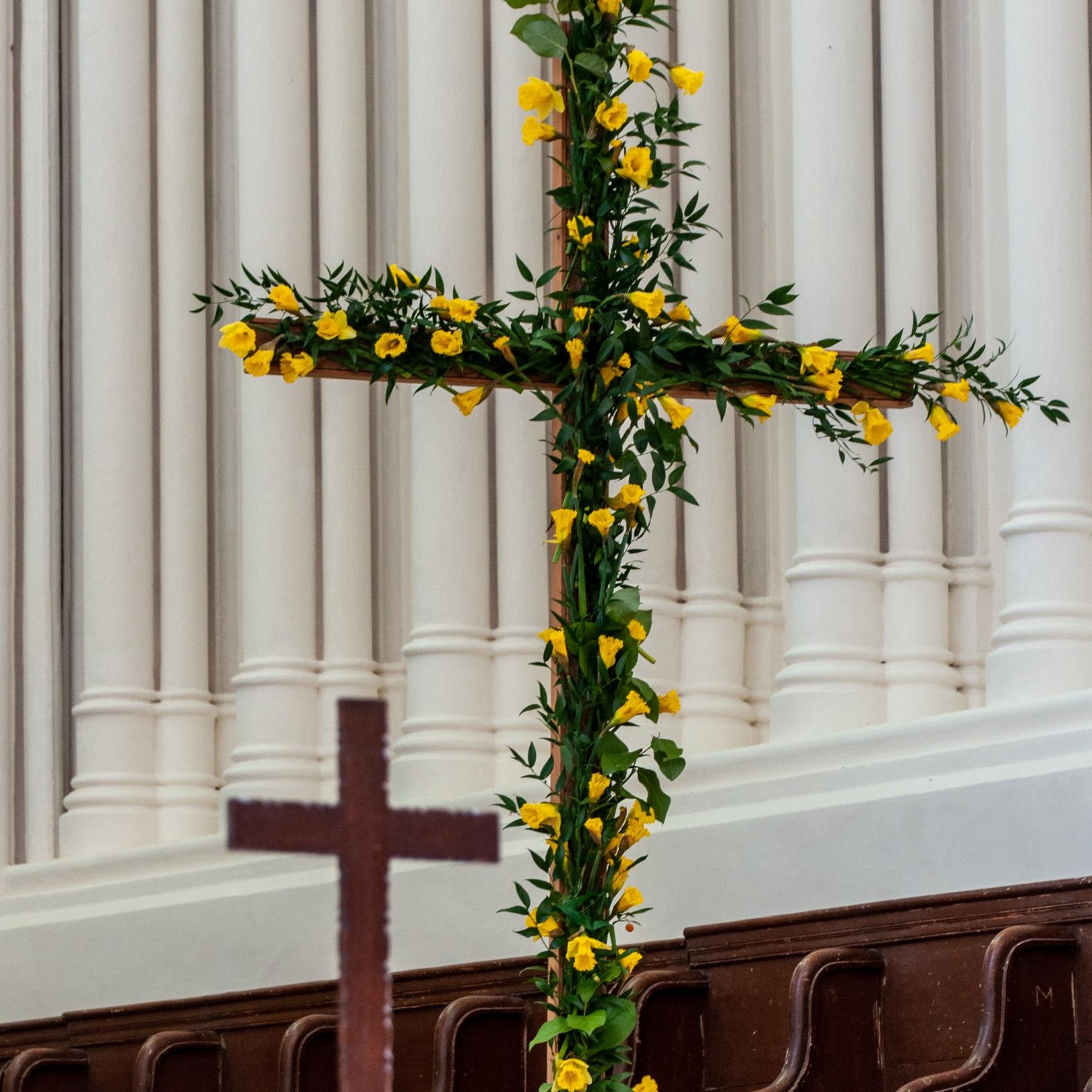 wal_172619-cross-7924524